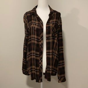Brown plaid long sleeve (2/25 deal)